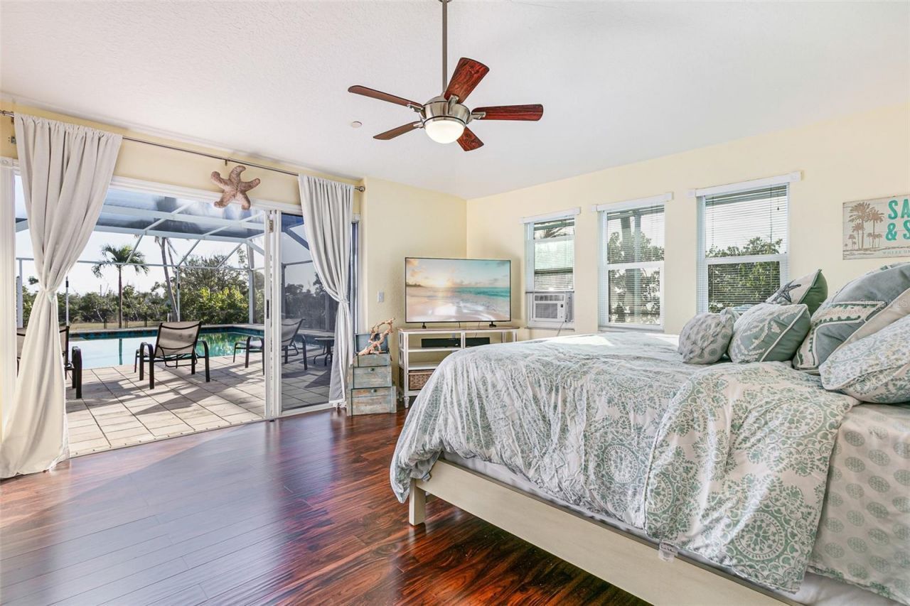 12201 Shoreview Drive, Matlacha, FL 33993 Photo