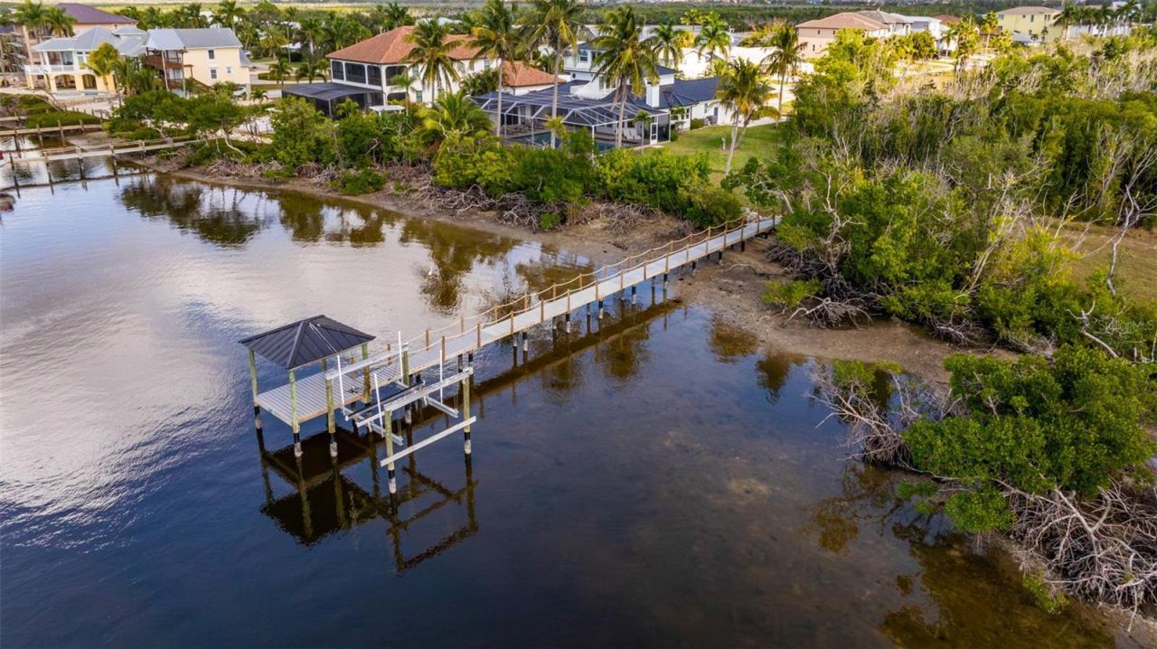 12201 Shoreview Drive, Matlacha, FL 33993 Photo