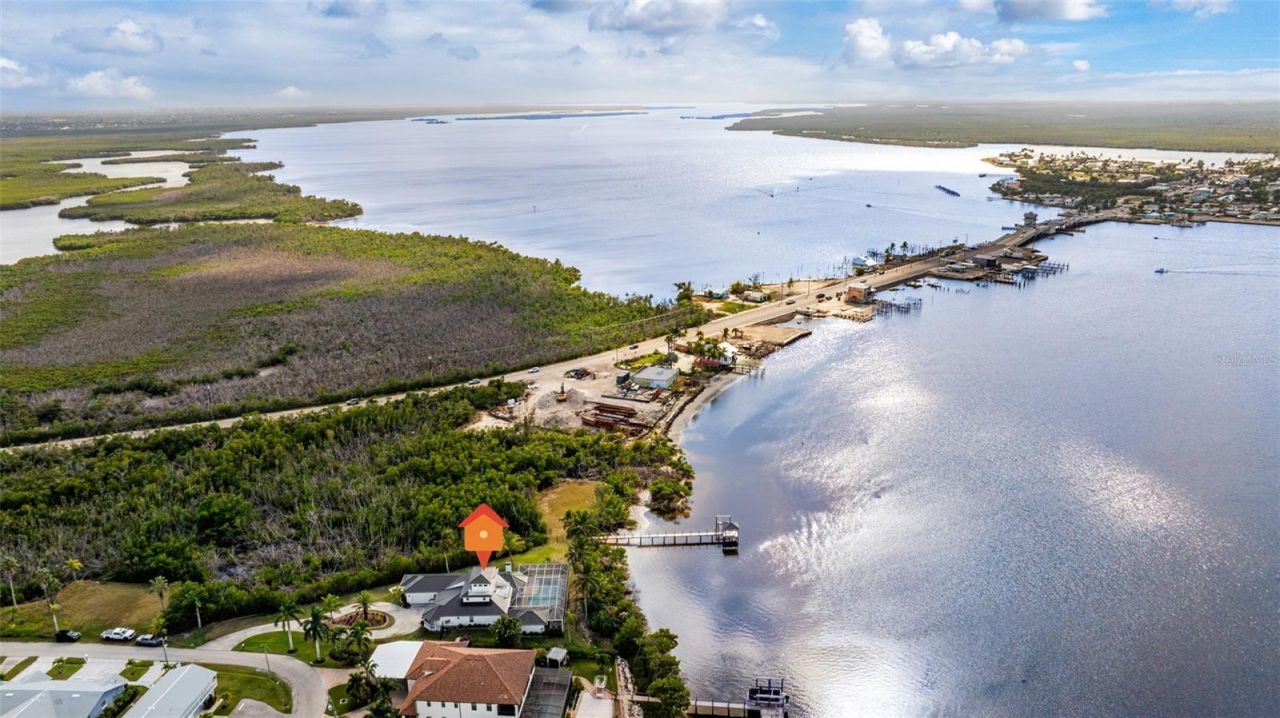 12201 Shoreview Drive, Matlacha, FL 33993 Photo