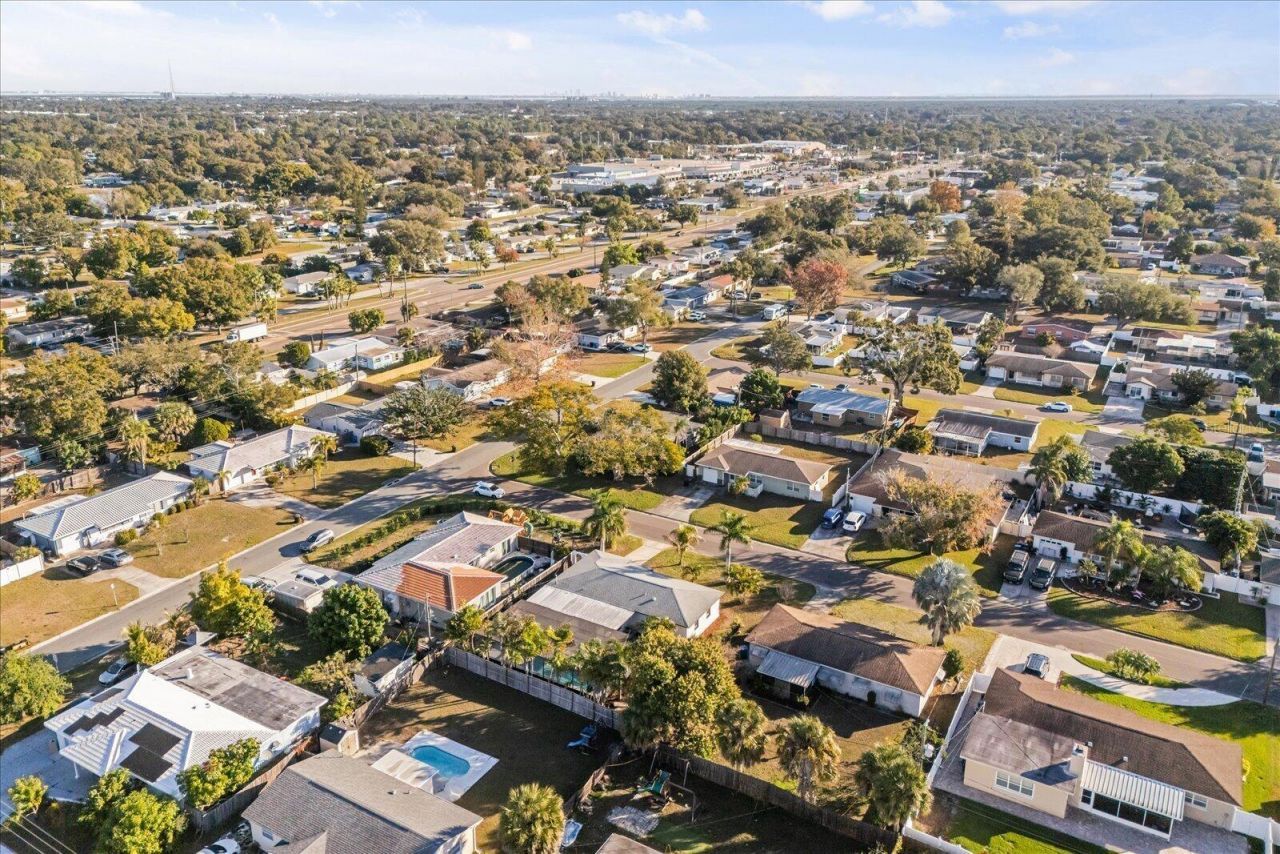 6072 15th Way N, Saint Petersburg, FL 33703 Photo