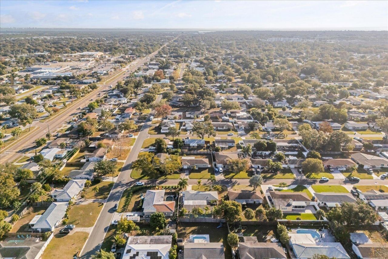 6072 15th Way N, Saint Petersburg, FL 33703 Photo