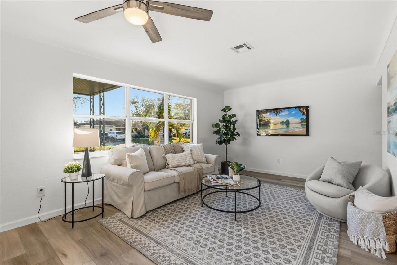 6072 15th Way N, Saint Petersburg, FL 33703 Photo