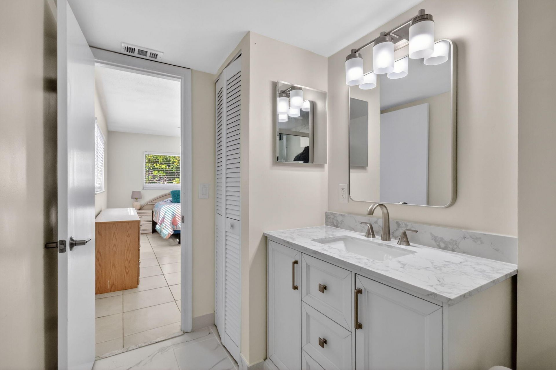 2615 NE 1st Court, Unit 201, Boynton Beach, FL 33435 Photo