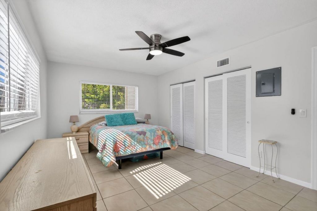 2615 NE 1st Court, Unit 201, Boynton Beach, FL 33435 Photo