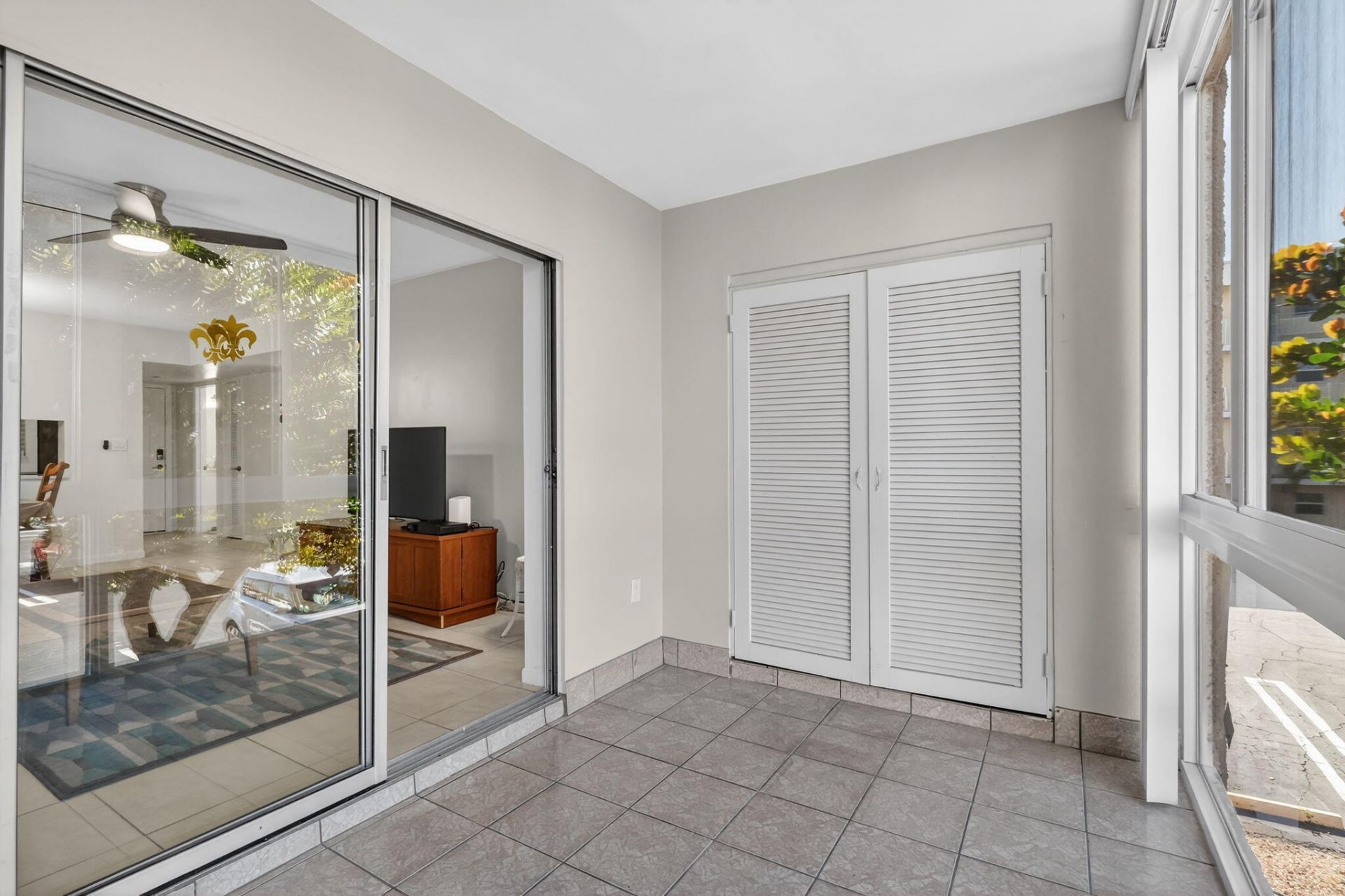 2615 NE 1st Court, Unit 201, Boynton Beach, FL 33435 Photo