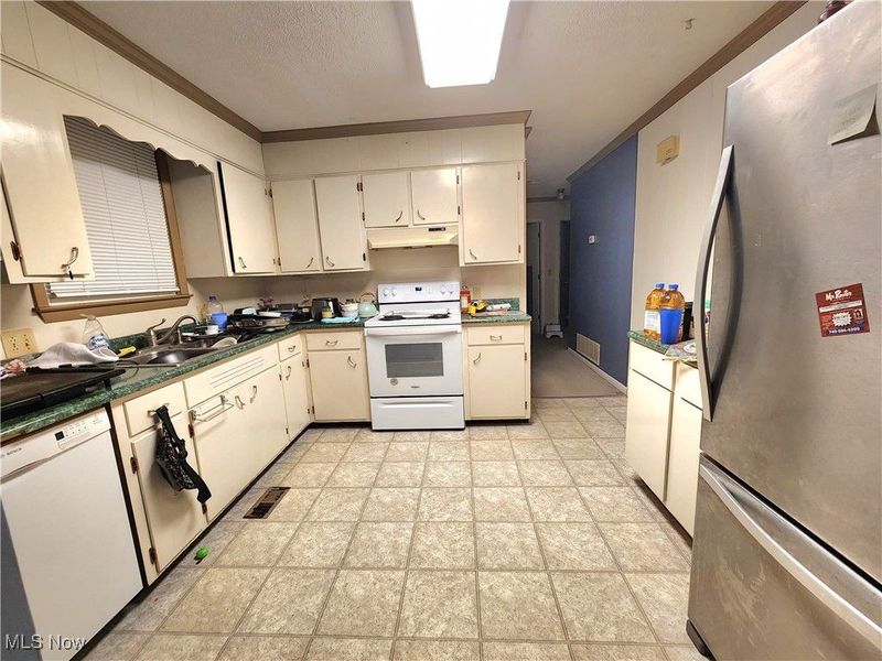 6280 Virginia Road, Nashport, OH 43830 Photo 7