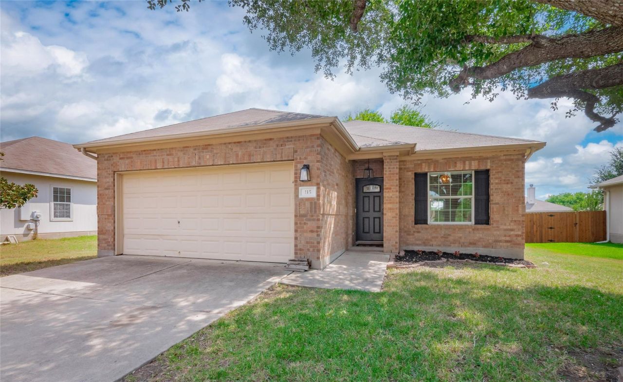 115 N Brown St, Hutto, TX 78634 Main Photo