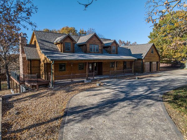 30611 Stonehaven Drive, Warsaw, MO 65355