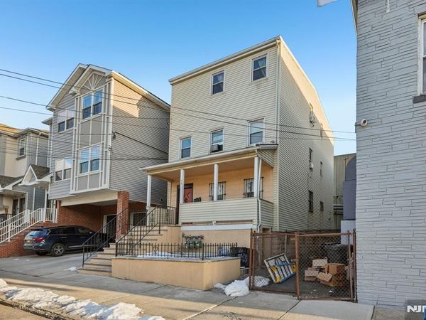 48 Atlantic Street, ELIZABETH, NJ 07206