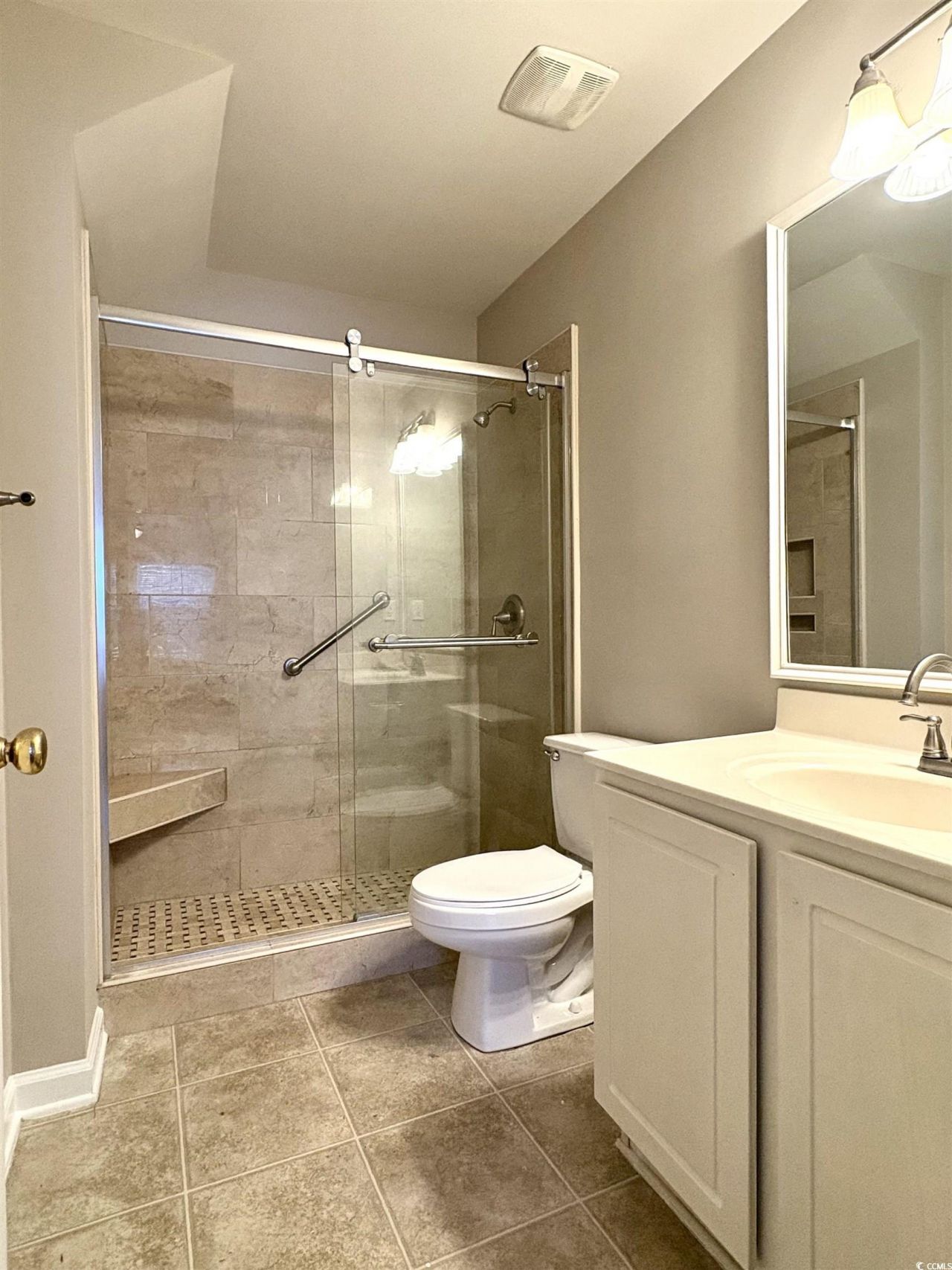 176 Madrid Dr. Photo 12