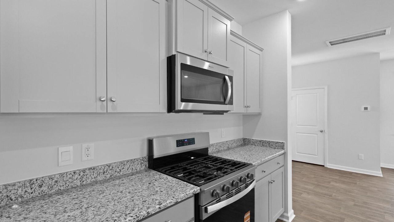 183 Bee Tree Boulevard Photo 15