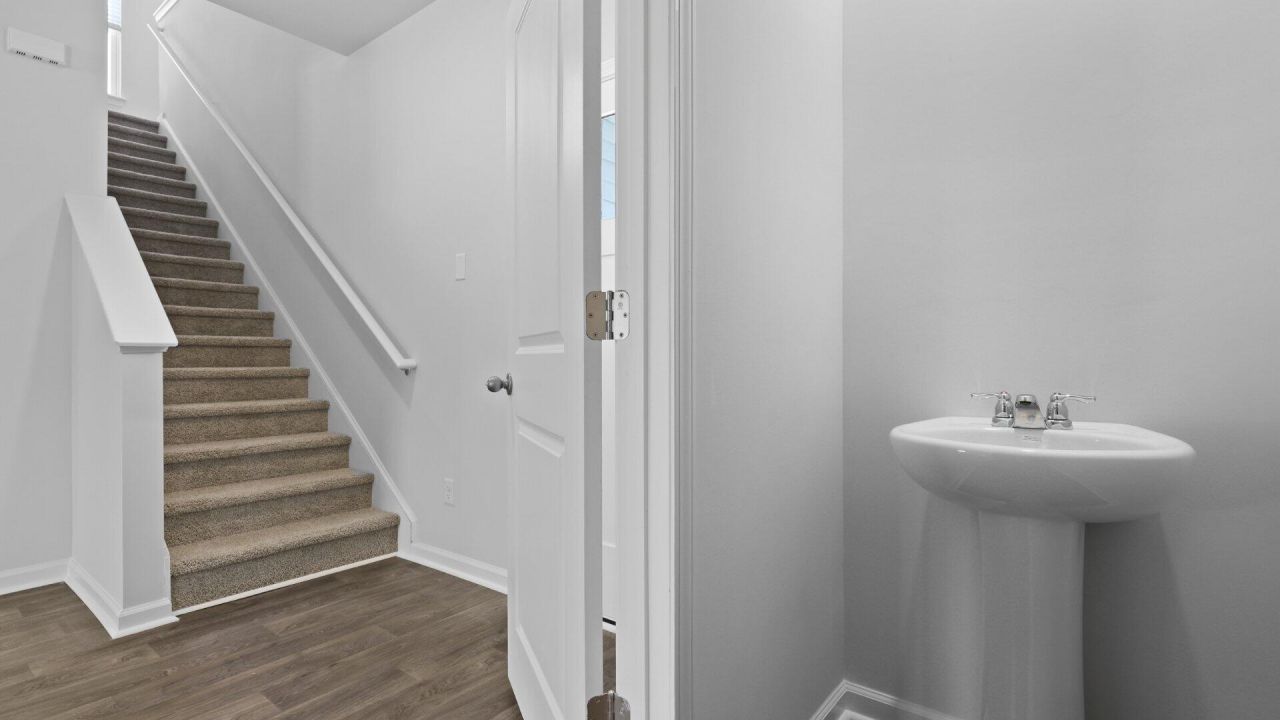 183 Bee Tree Boulevard Photo 20