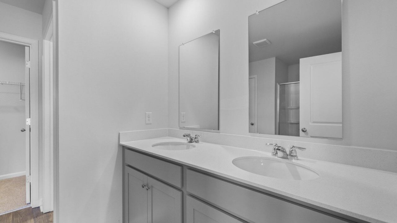 183 Bee Tree Boulevard Photo 5