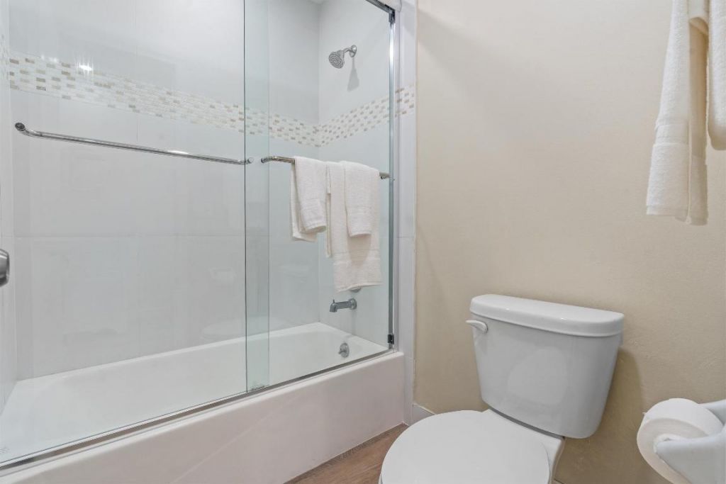 1101 Cactus Terrace, Unit 203, Delray Beach, FL 33445 Photo