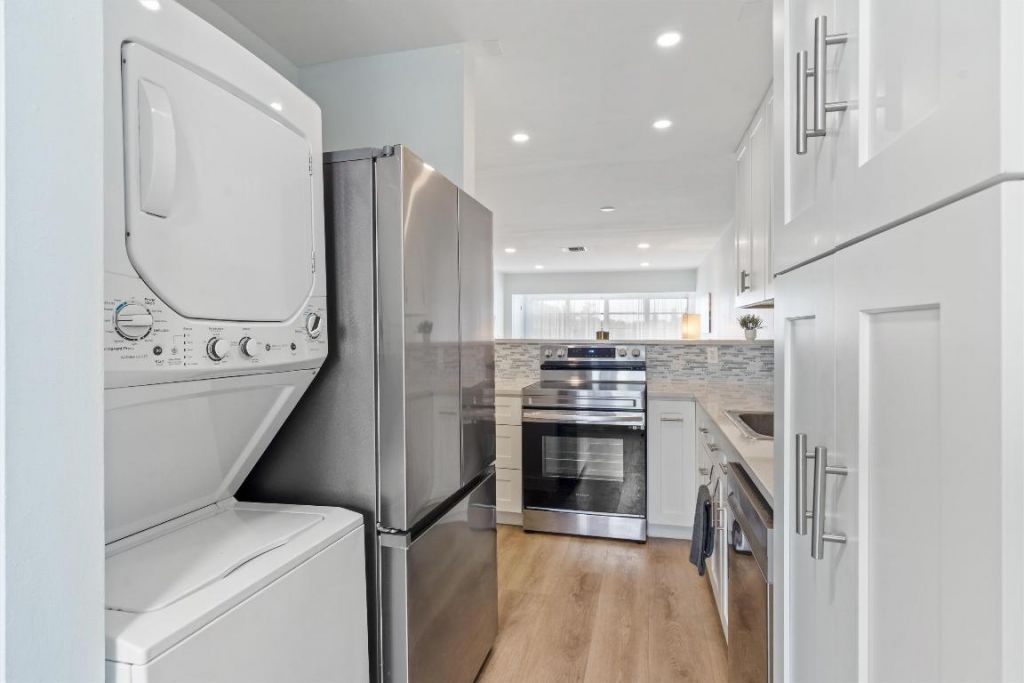 1101 Cactus Terrace, Unit 203, Delray Beach, FL 33445 Photo