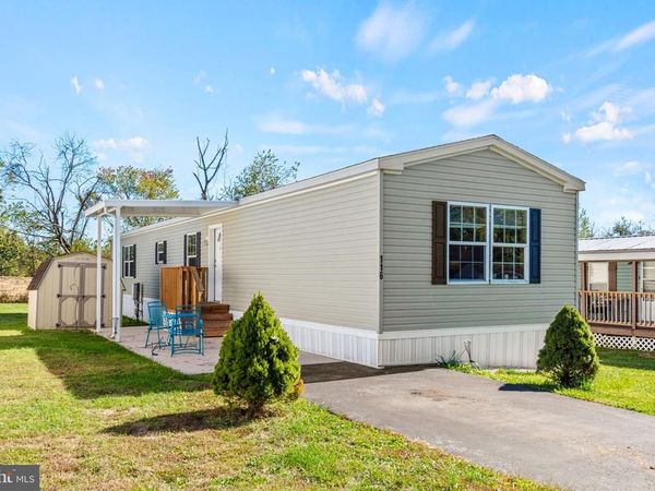 116 BROWNSTONE PARK, HUMMELSTOWN, PA 17036