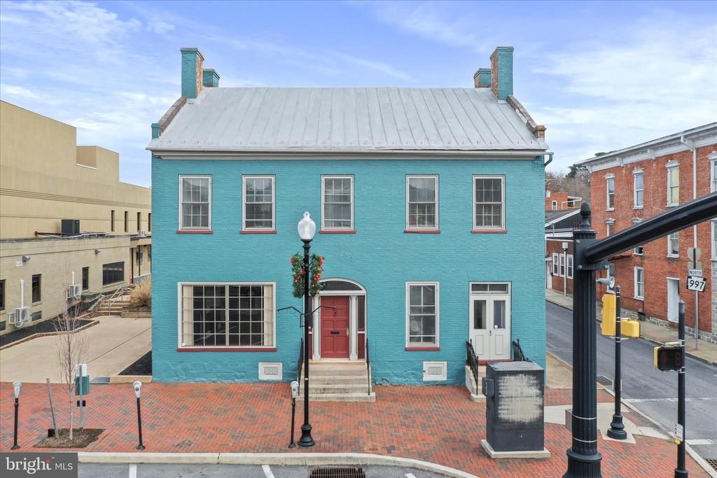 3 W Main Street, Waynesboro, PA 17268 Main Photo