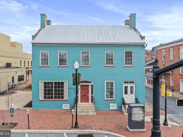 3 W MAIN STREET, WAYNESBORO, PA 17268