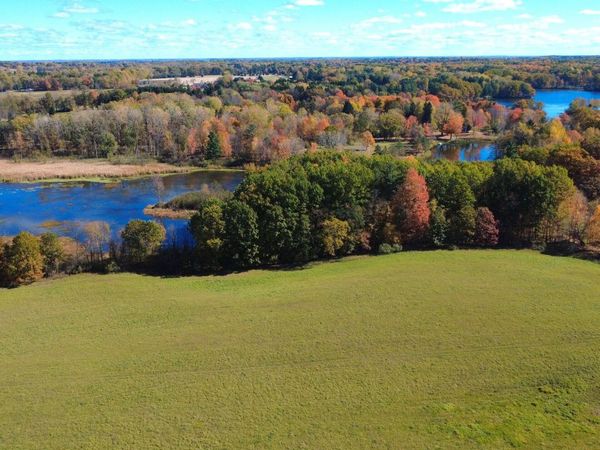 5414 Bordman Road, Leonard, MI 48367