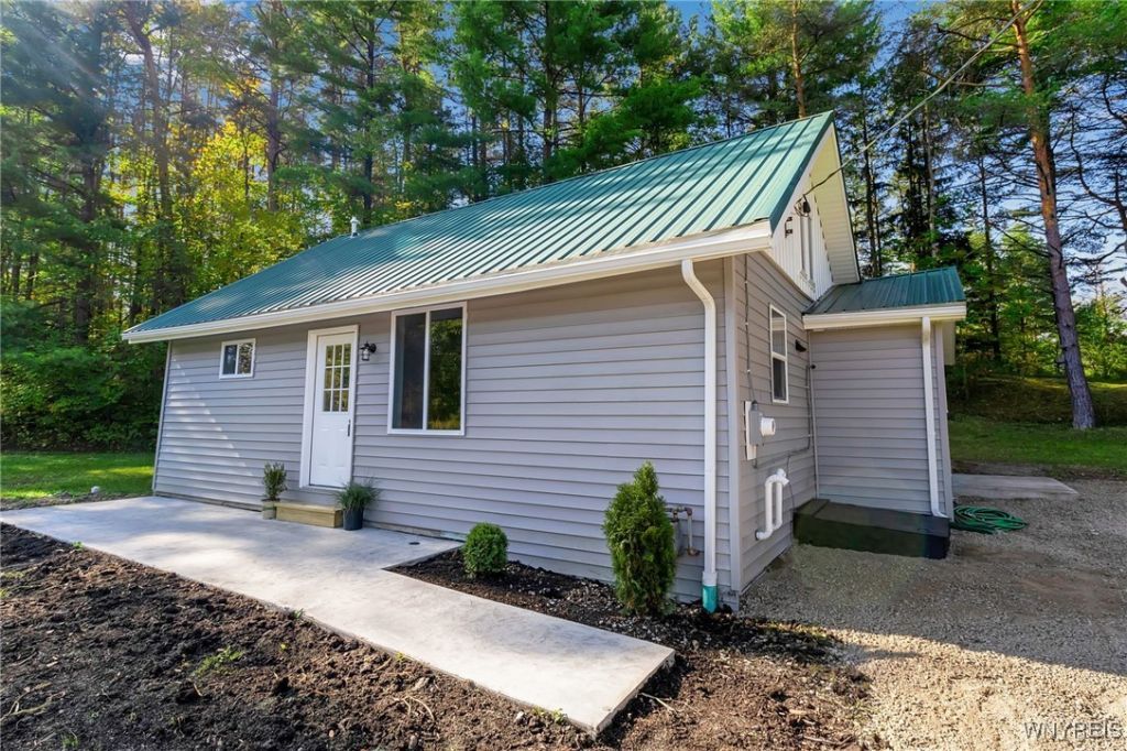 10440 Springville Boston Road, Springville, NY 14141 Main Photo