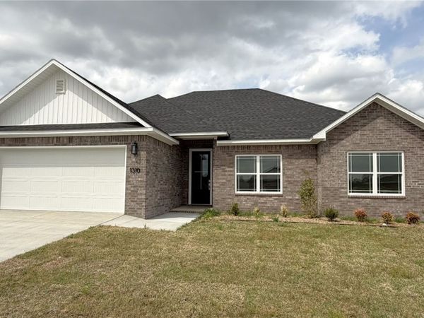 1310 Big Oak Drive, Alma, AR 72921