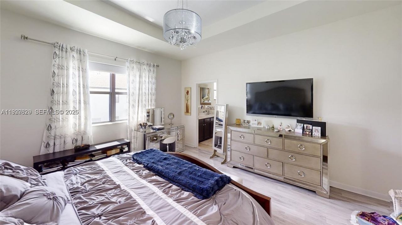 4231 SW 165th Ct, Miami, FL 33185 Photo