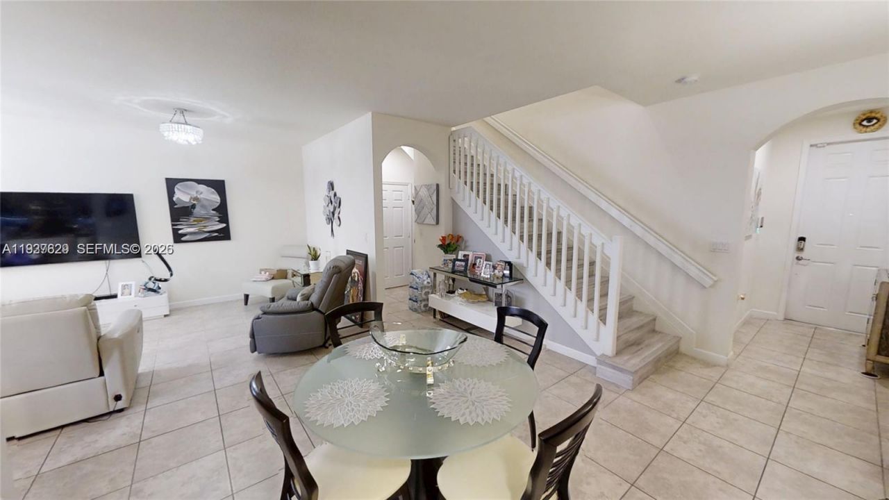 4231 SW 165th Ct, Miami, FL 33185 Photo