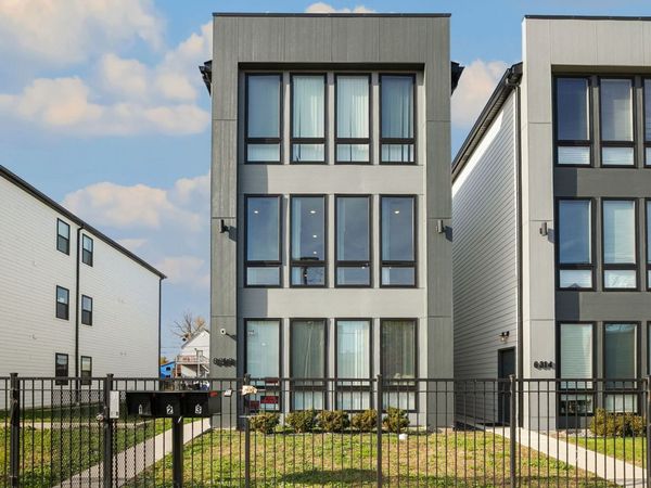 6316 S Evans Avenue, Chicago, IL 60637