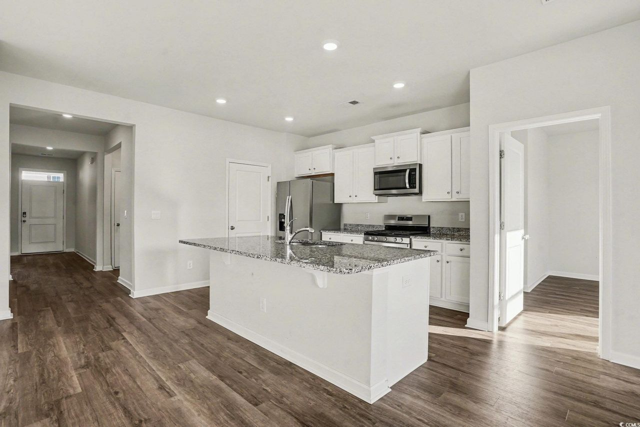 144 Londonshire Dr. Photo 11