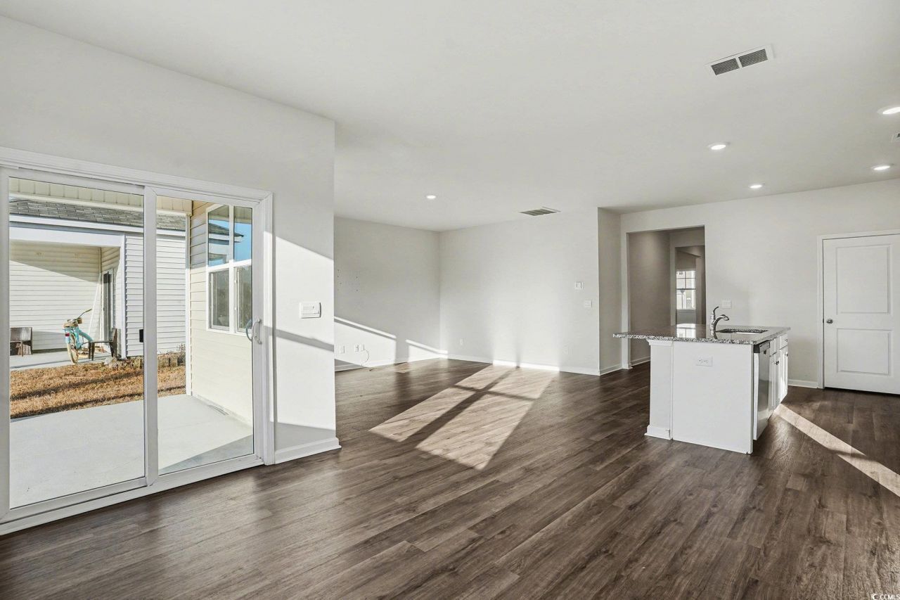 144 Londonshire Dr. Photo 13