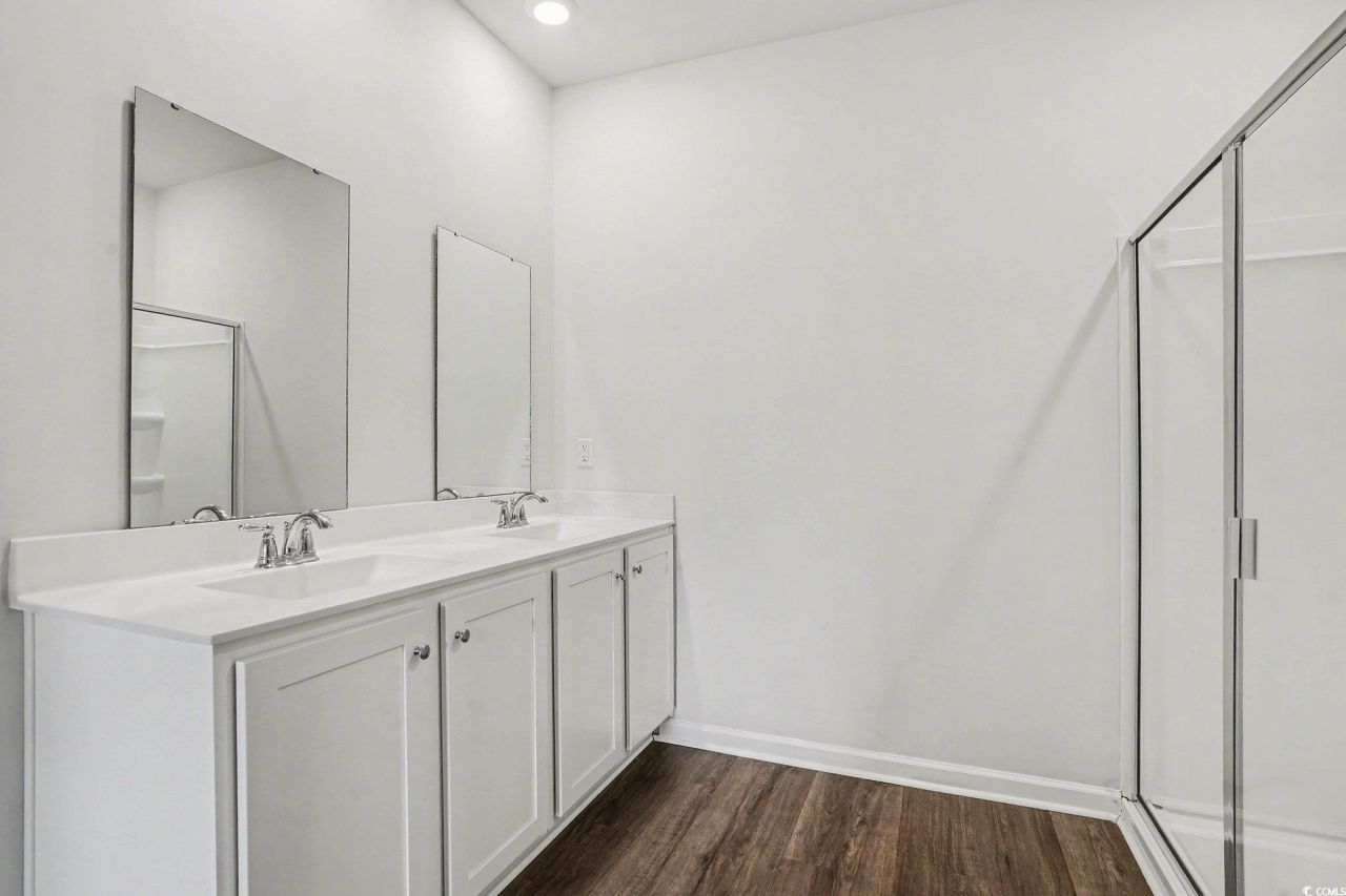 144 Londonshire Dr. Photo 23