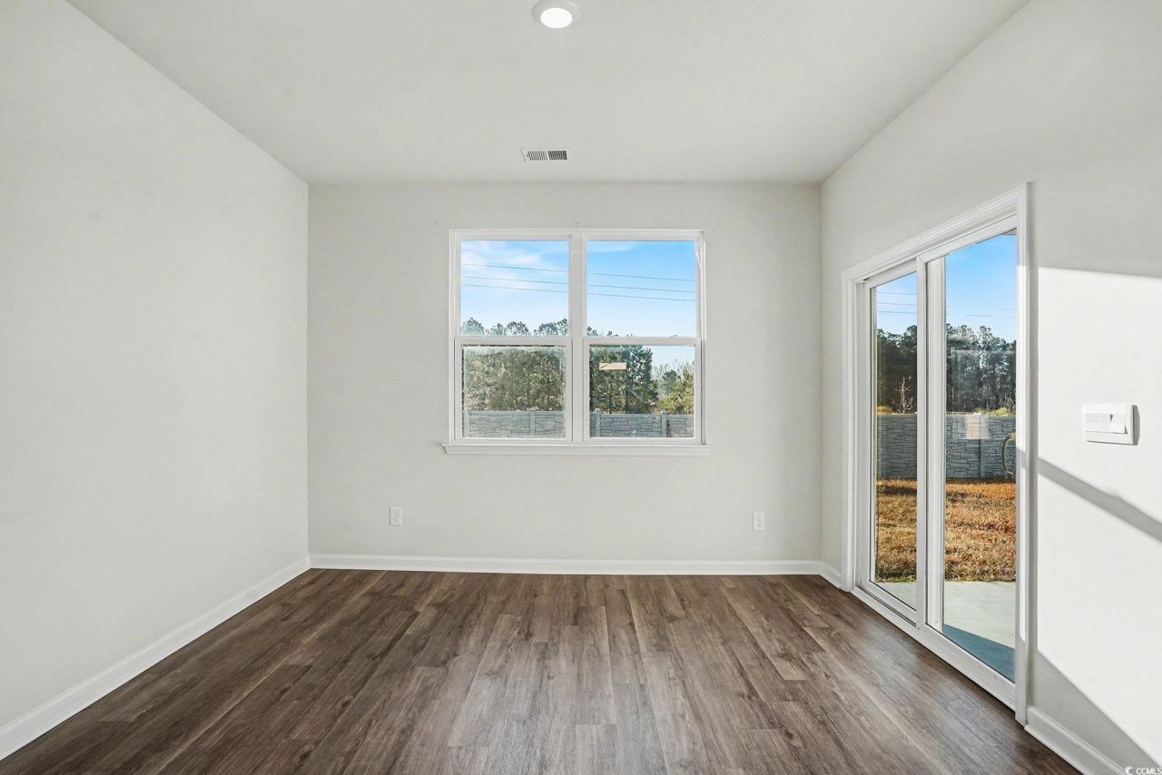 144 Londonshire Dr. Photo 9