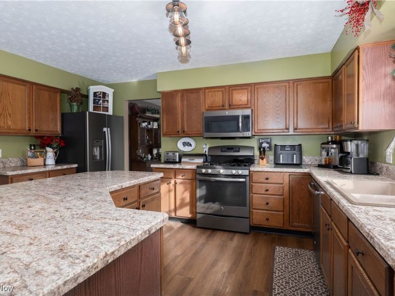 11912 Packets Street NW, Canal Fulton, OH 44614 Photo 11