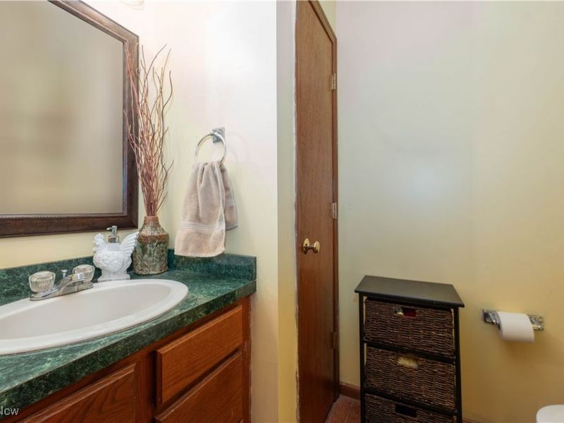 11912 Packets Street NW, Canal Fulton, OH 44614 Photo 17