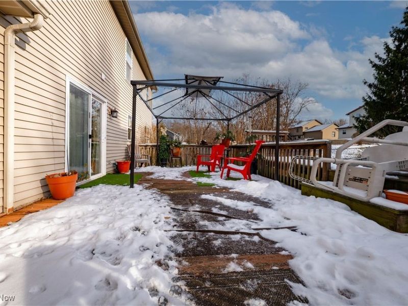 11912 Packets Street NW, Canal Fulton, OH 44614 Photo 4