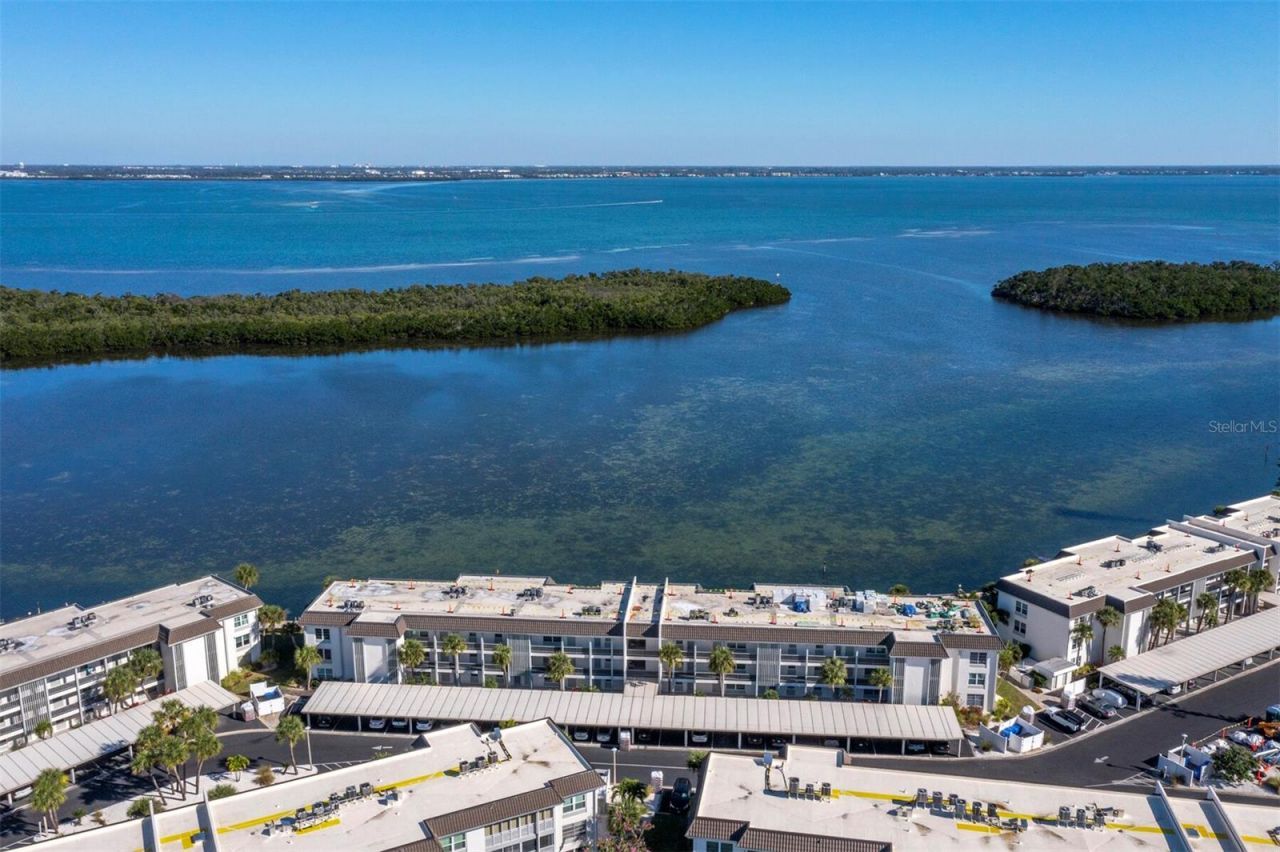 4430 Exeter Drive, Unit M108, Longboat Key, FL 34228 Photo