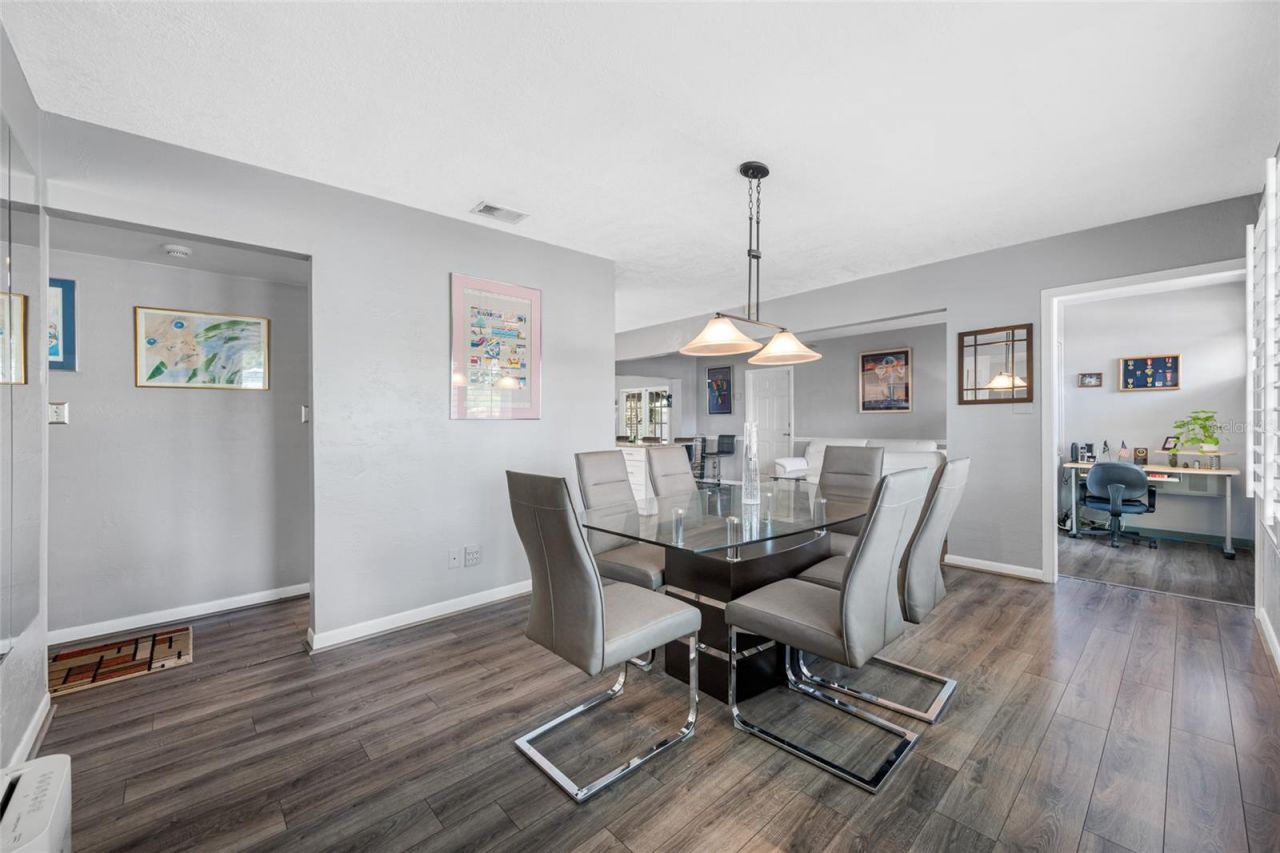 8444 8th Way N, Saint Petersburg, FL 33702 Photo