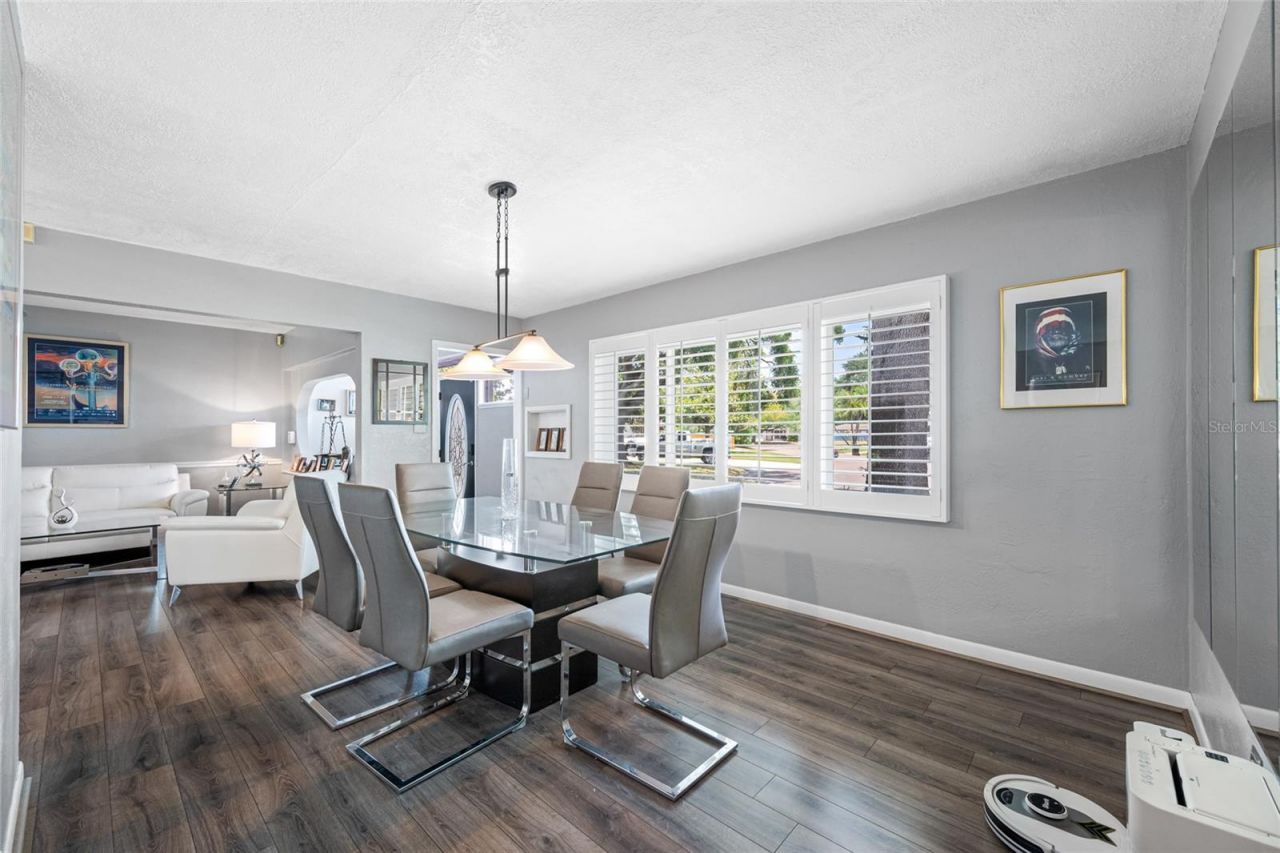 8444 8th Way N, Saint Petersburg, FL 33702 Photo