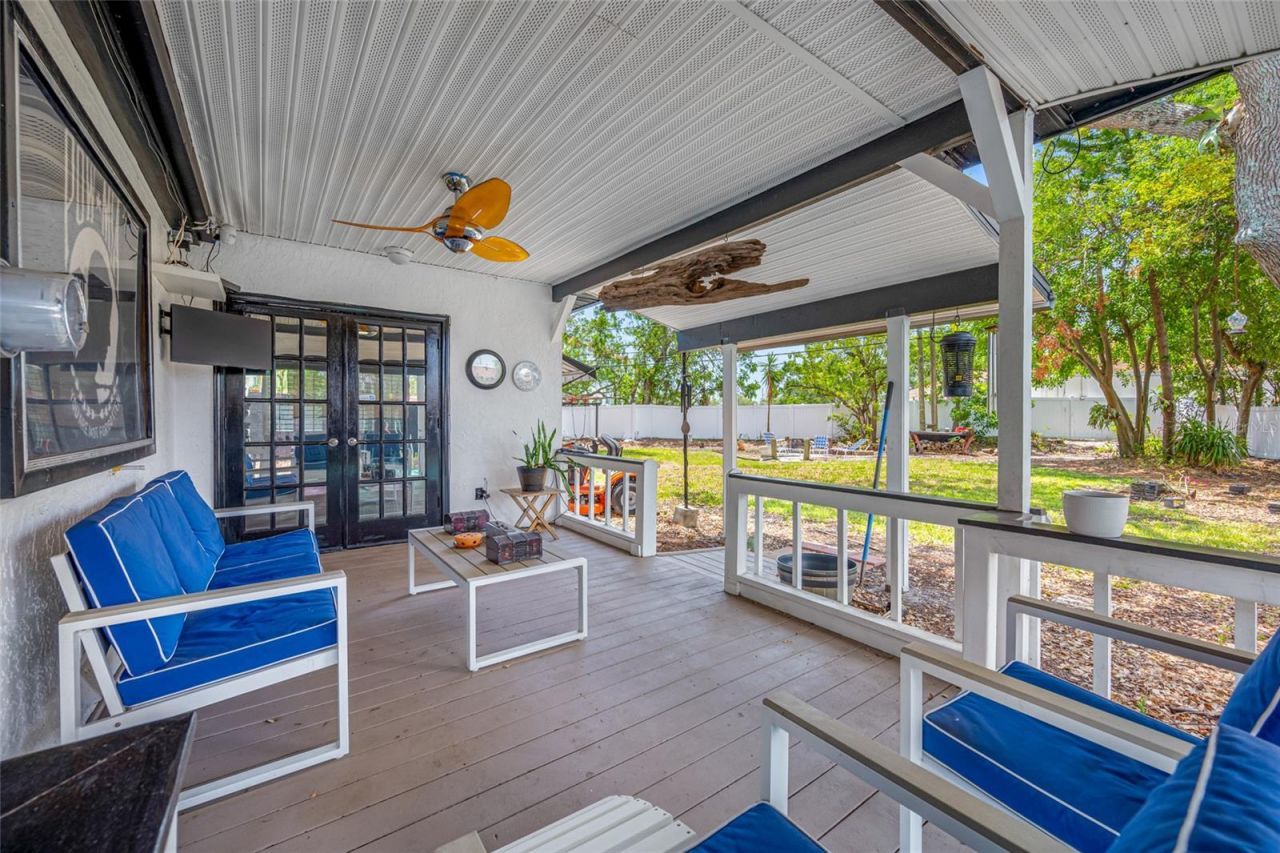 8444 8th Way N, Saint Petersburg, FL 33702 Photo