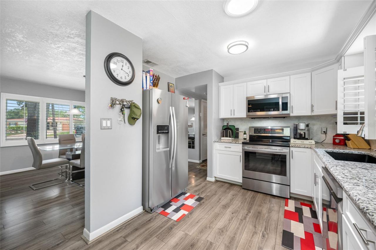 8444 8th Way N, Saint Petersburg, FL 33702 Photo