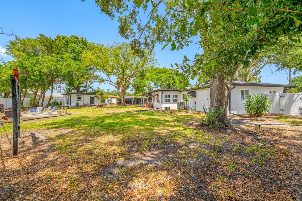 8444 8th Way N, Saint Petersburg, FL 33702 Photo