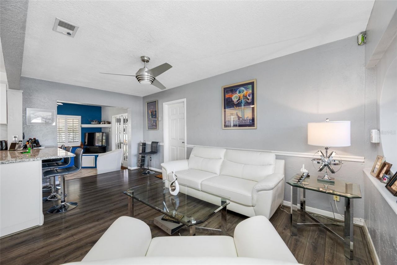 8444 8th Way N, Saint Petersburg, FL 33702 Photo