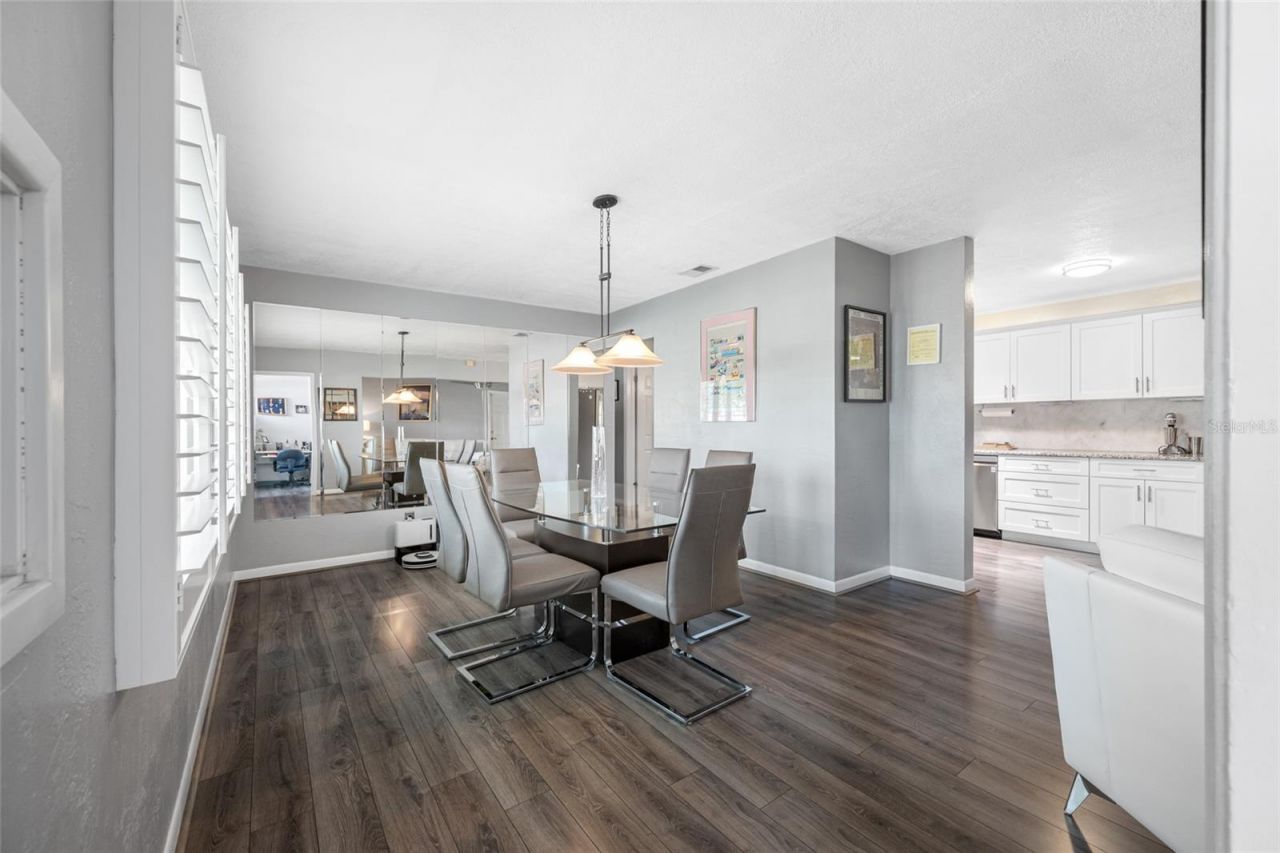 8444 8th Way N, Saint Petersburg, FL 33702 Photo