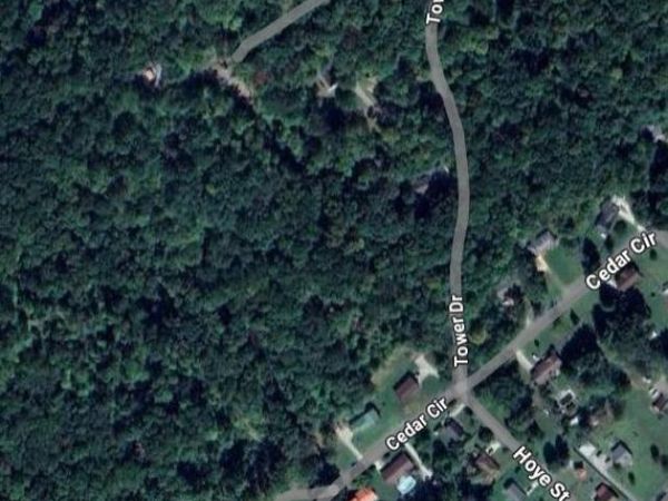 Tower Drive, Clinton, TN 37716