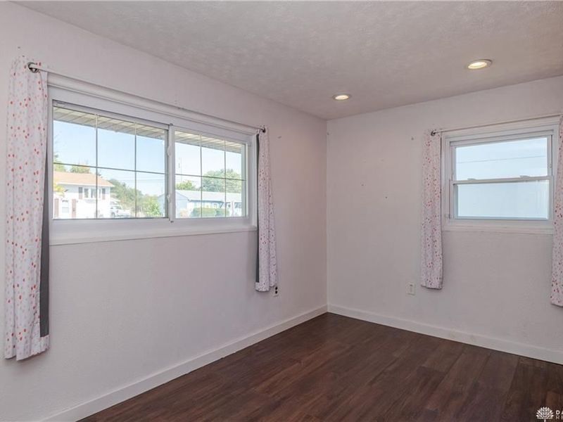 1227 Frayne Drive, New Carlisle, OH 45344 Photo 12