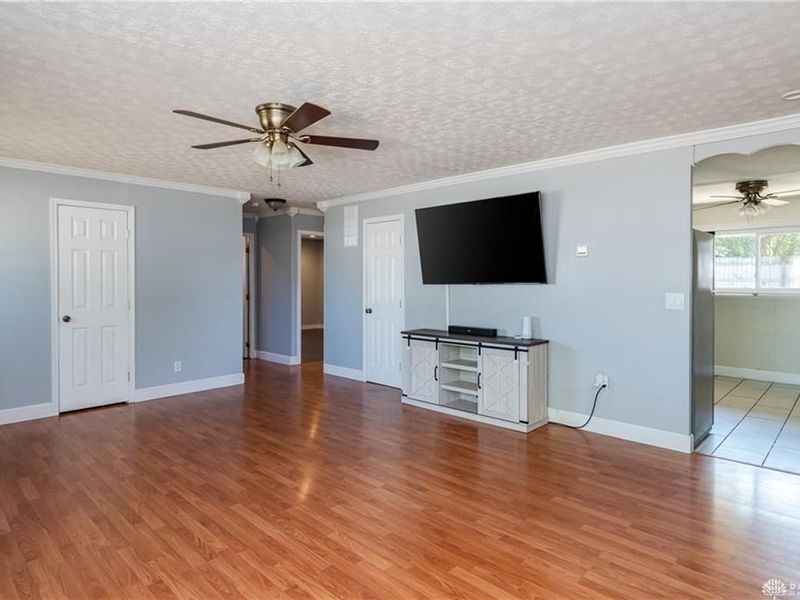 1227 Frayne Drive, New Carlisle, OH 45344 Photo 3