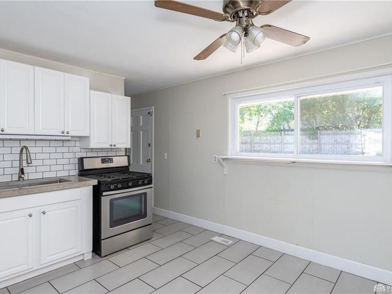 1227 Frayne Drive, New Carlisle, OH 45344 Photo 5