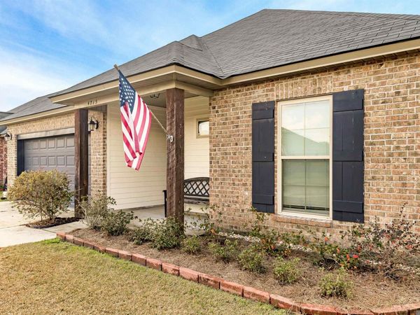 4715 E Sunset Loop, Addis, LA 70710
