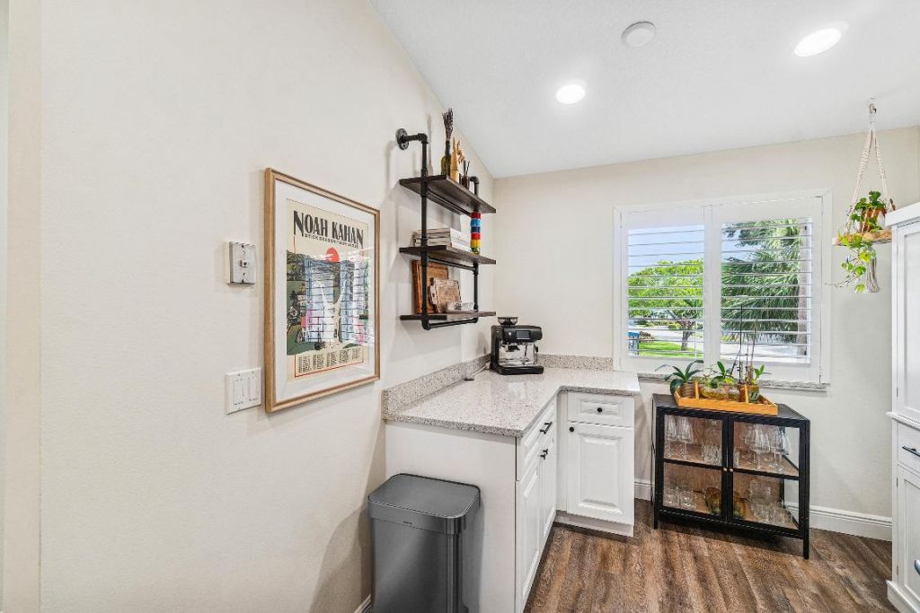 340 NW 67th Street, Unit 202, Boca Raton, FL 33487 Photo