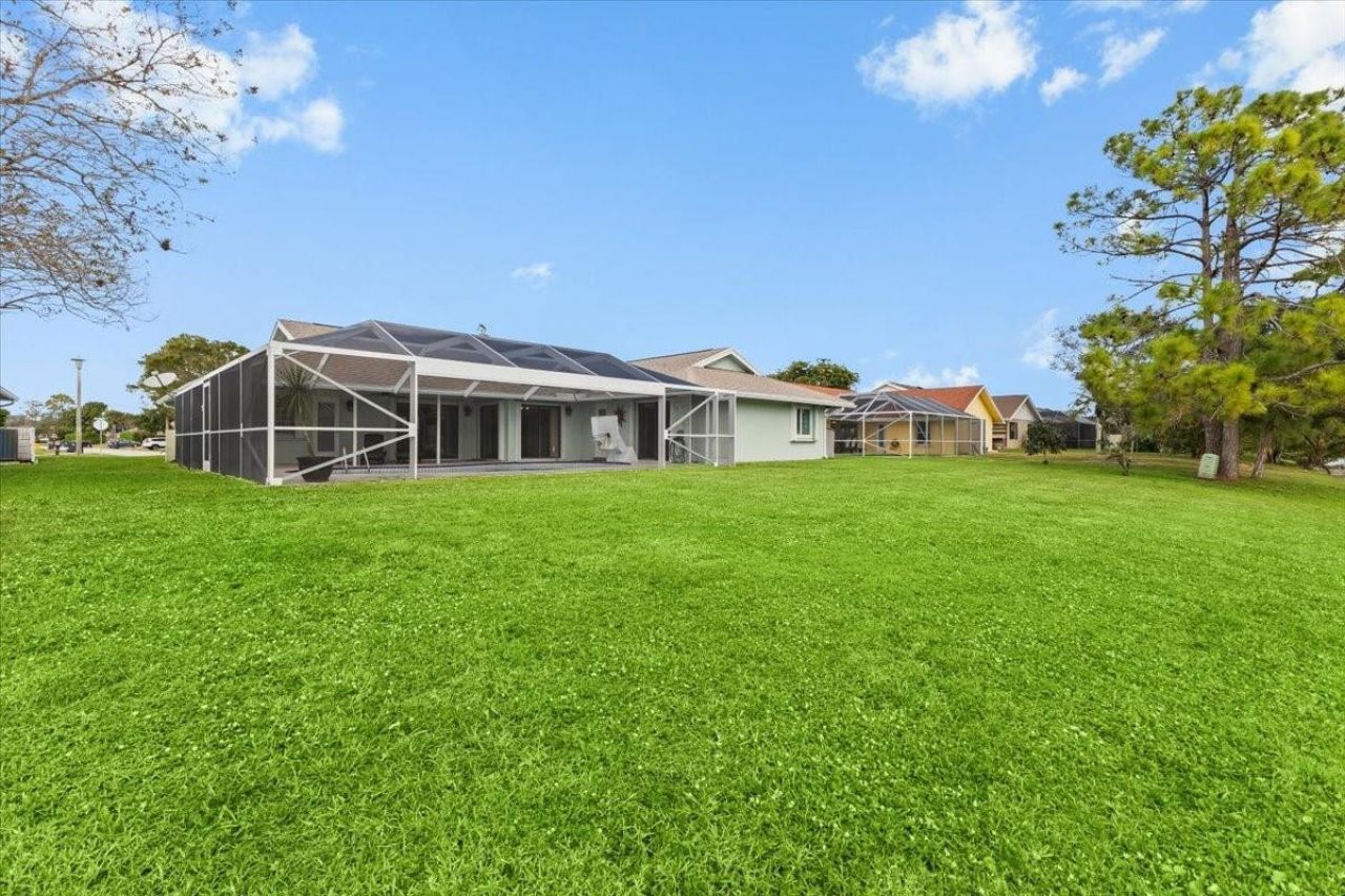 13812 Columbine Ave, Wellington, FL 33414 Photo